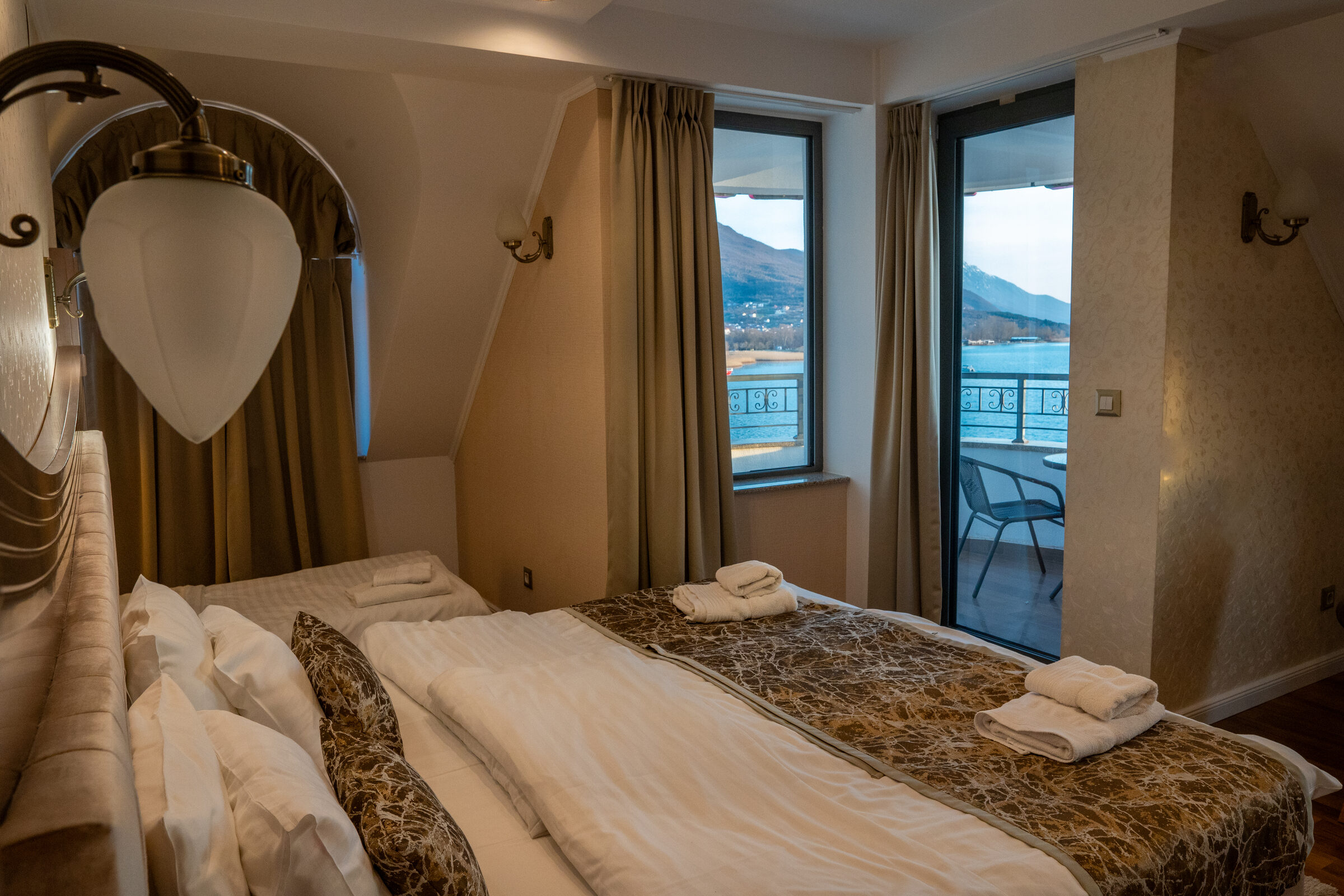 Double or Twin Room with Balcony and Lake View